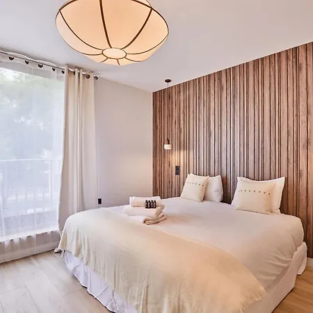 Superb Parisian Suite-pere Lachaise Lejlighed Paris