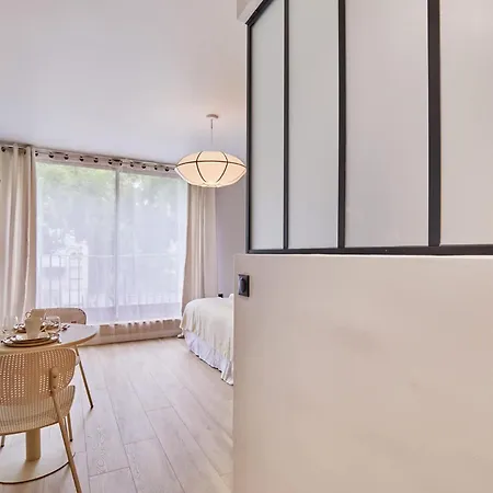 Superb Parisian Suite-pere Lachaise Lejlighed *